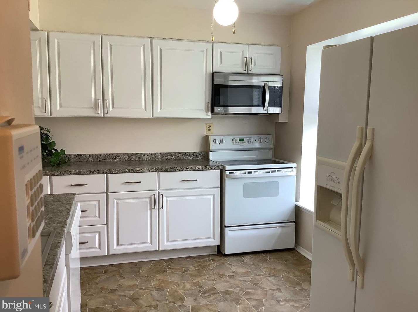 9933 Nearbrook Ln, Baltimore, MD 21234