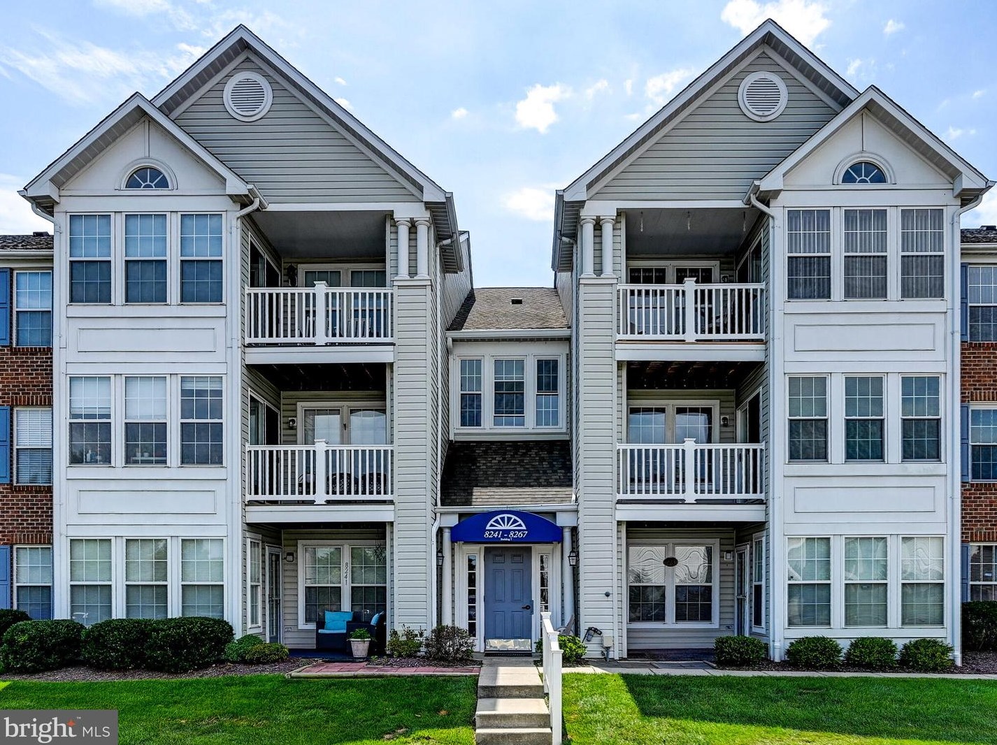 8257 Poplar Mill Rd, Baltimore, MD 21236-5582