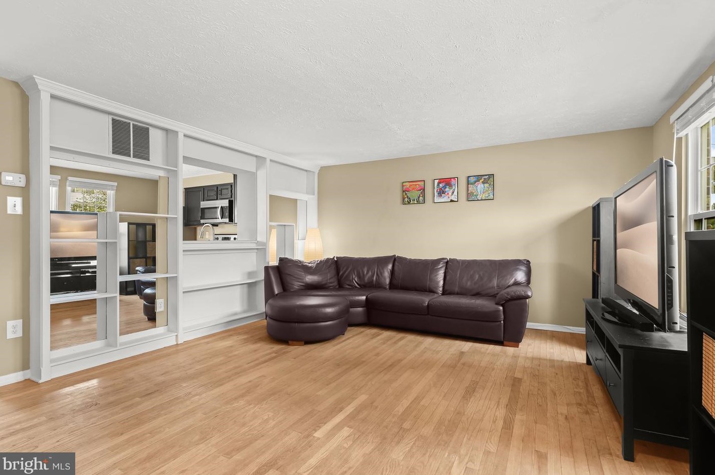 3 Triple Crown Ct, Baltimore, MD 21244-1244