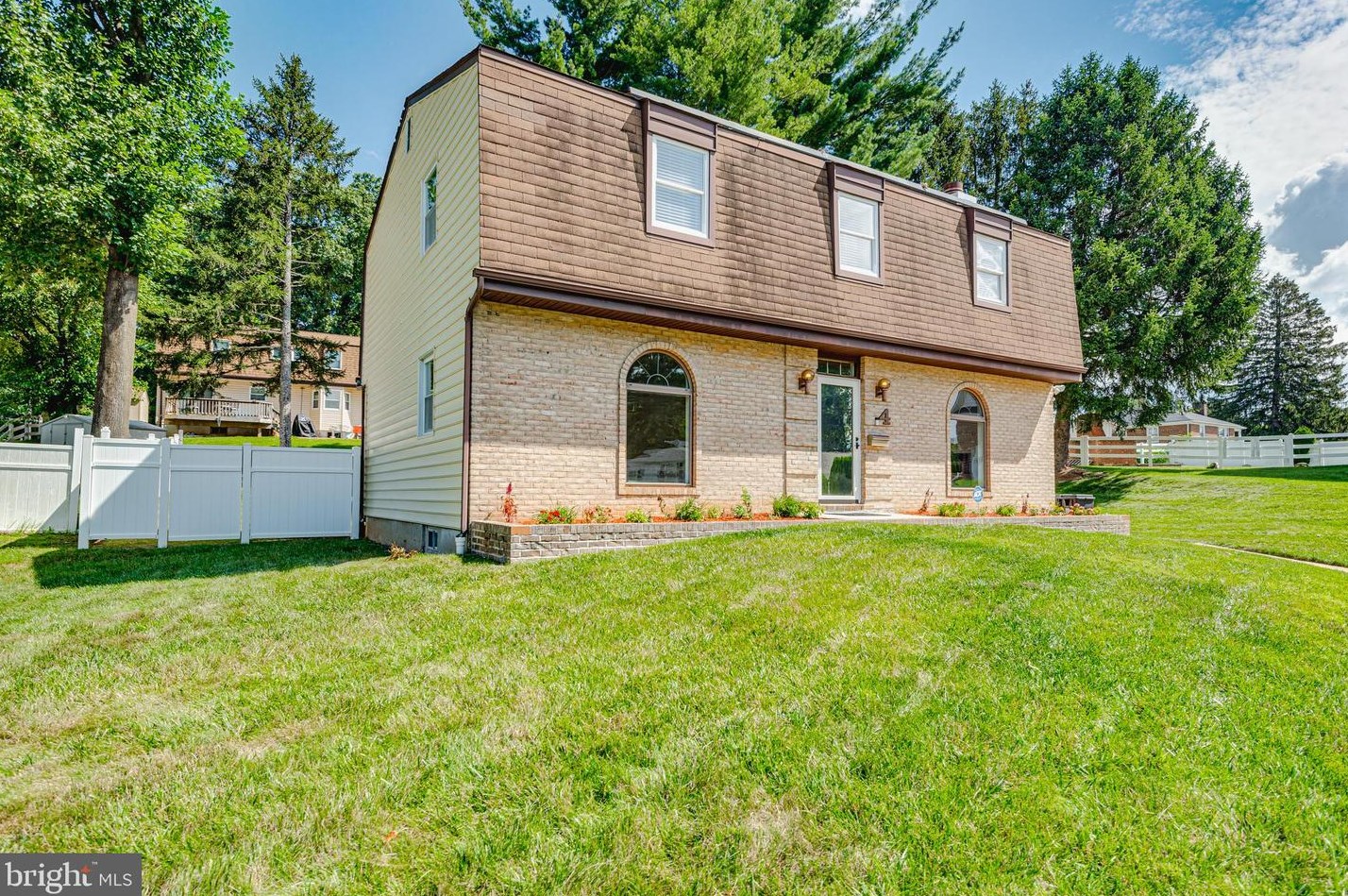 4 Newbridge Ct, Mcdonogh Run, MD 21133-3632