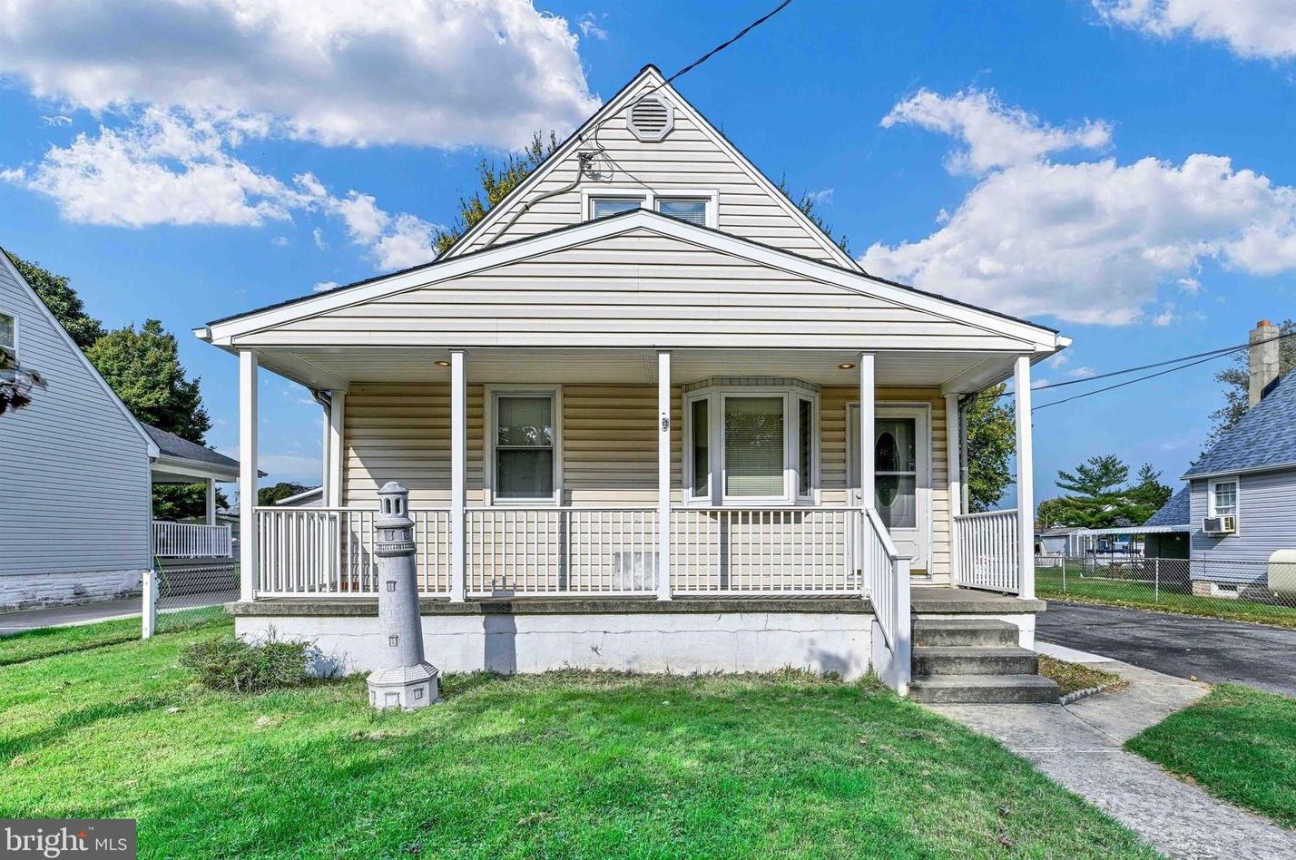 3312 Grace Rd, Baltimore, MD 21219-1115