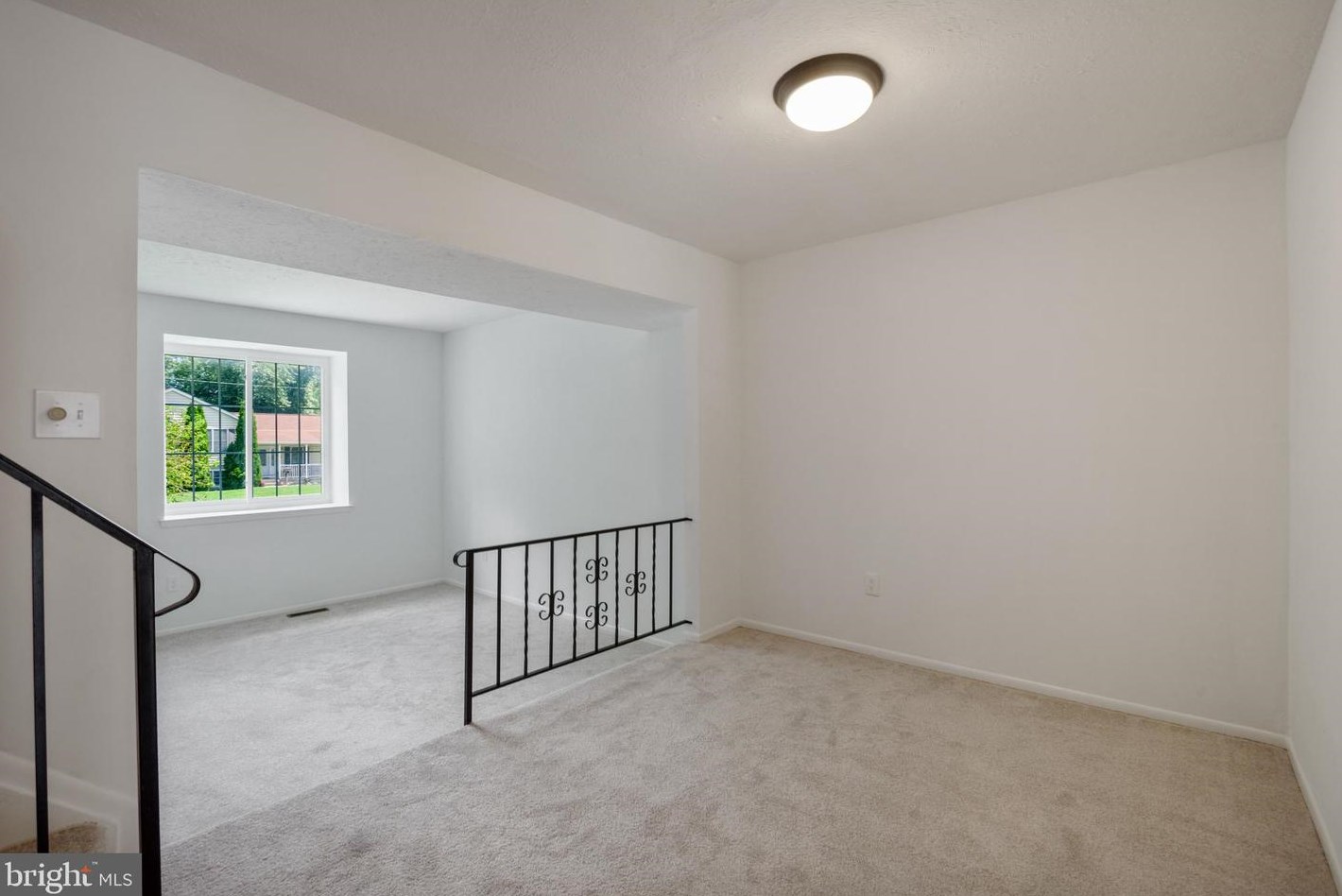 1802 Towson Ave, Baltimore MD 21222-3055 exterior