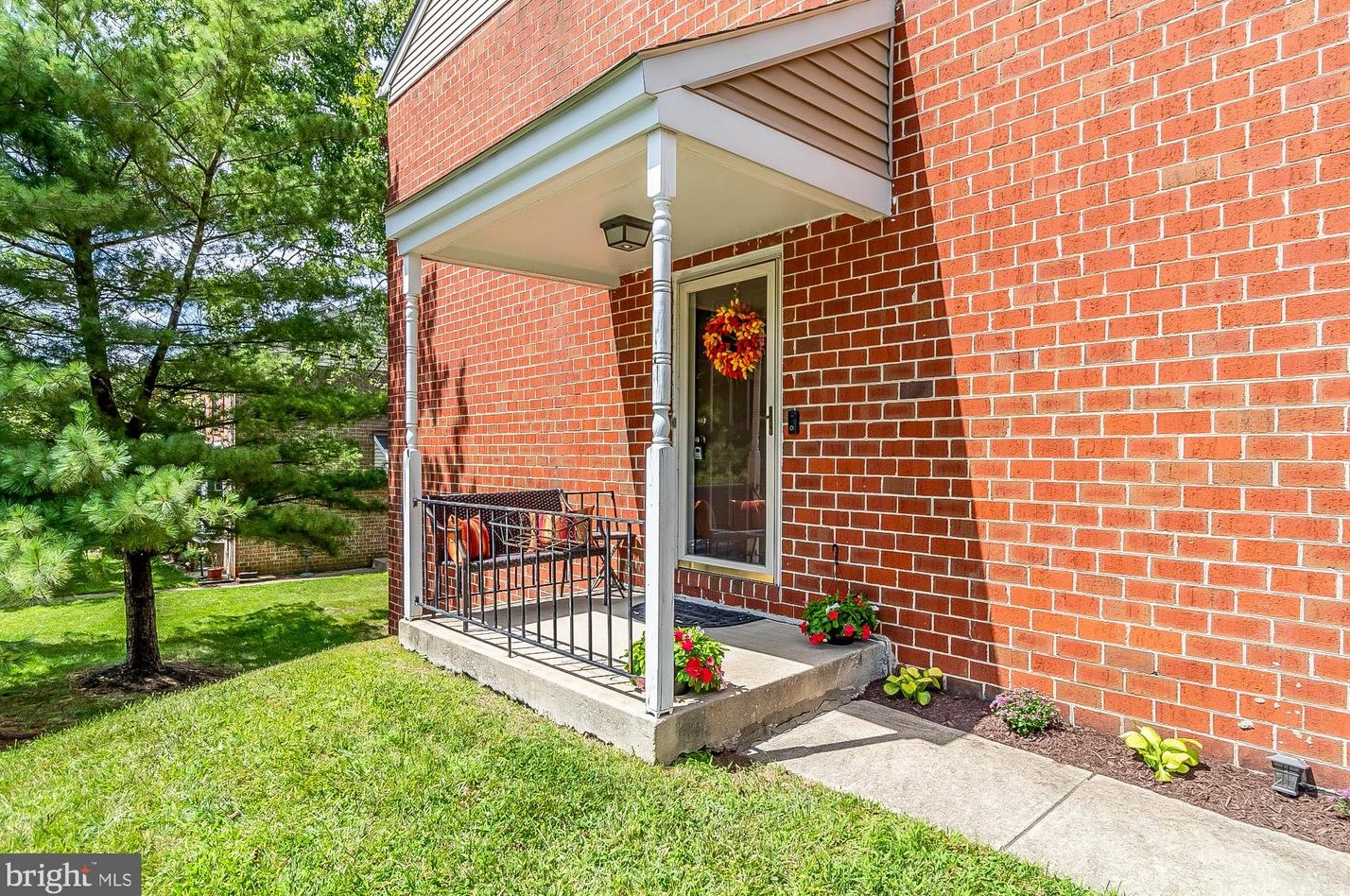 100 Courtland Woods Cir, Baltimore, MD 21208-2650