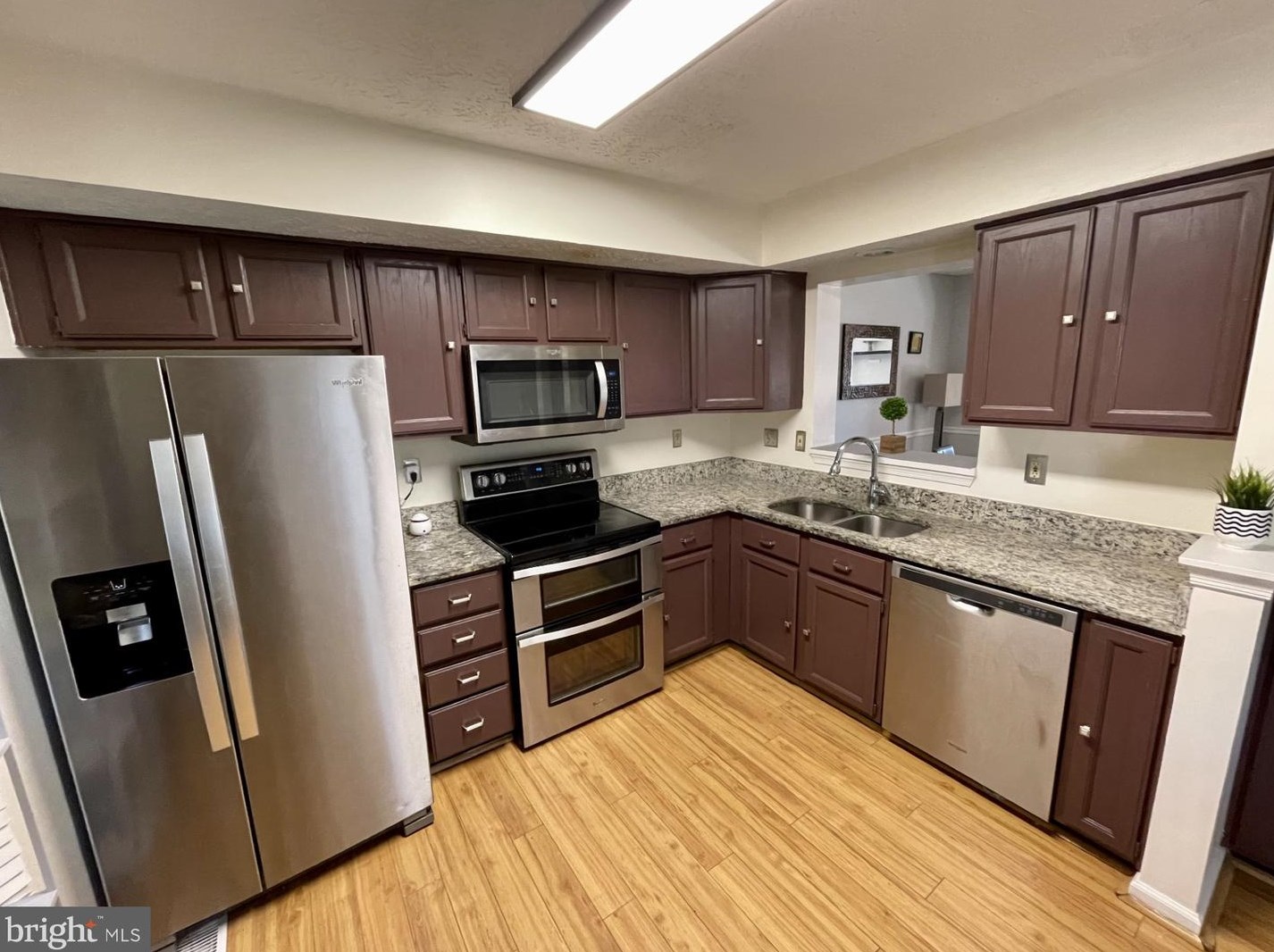 5 Brantwood Ct, Baltimore MD  21236-7942 exterior