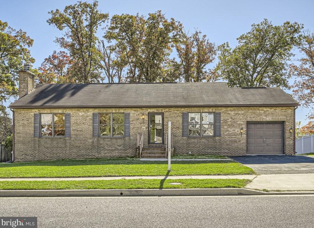 2516 Perring Woods Rd, Baltimore, MD 21234-5400