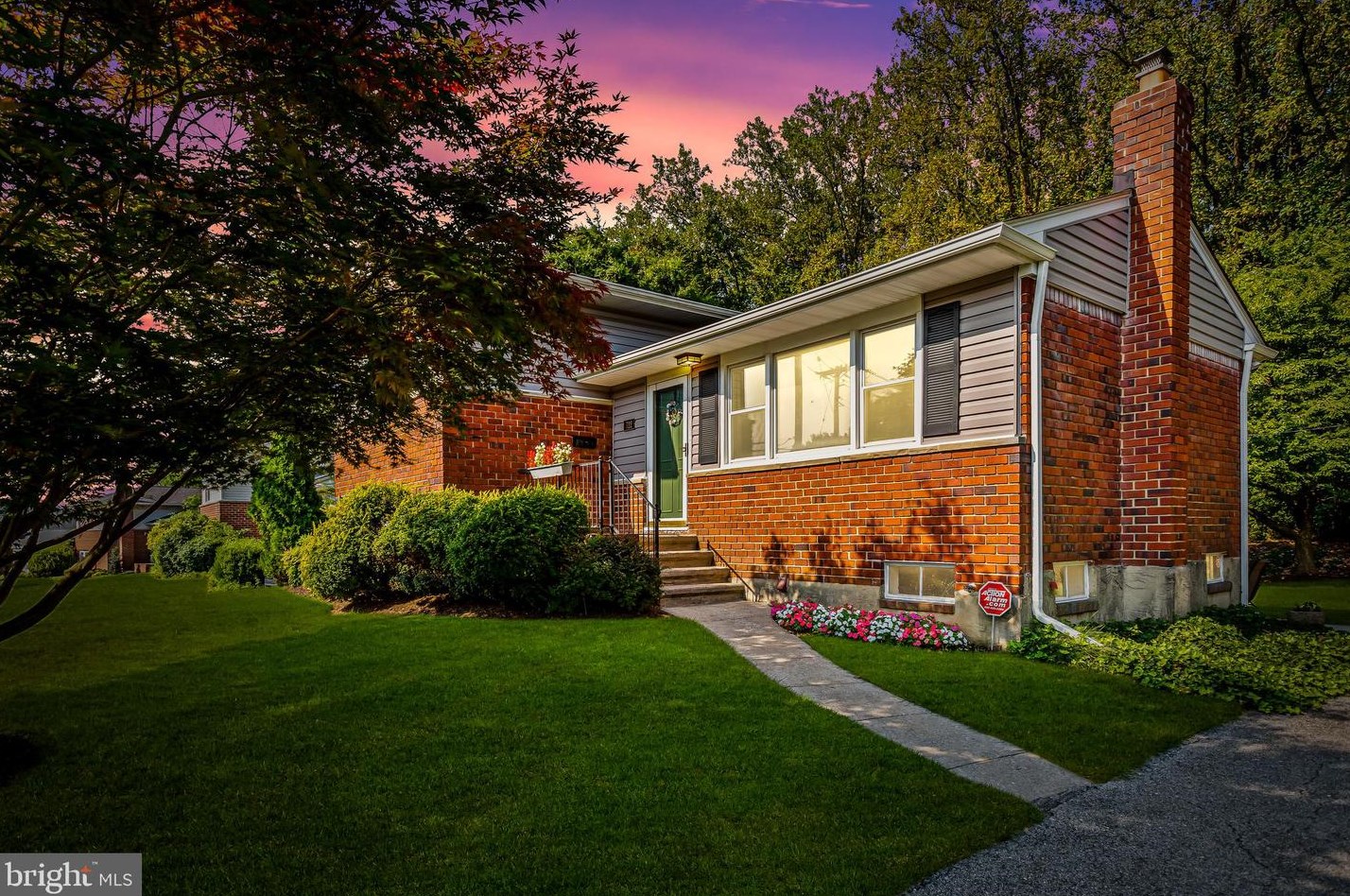 722 Shelley Rd, Baltimore, MD 21286-2925