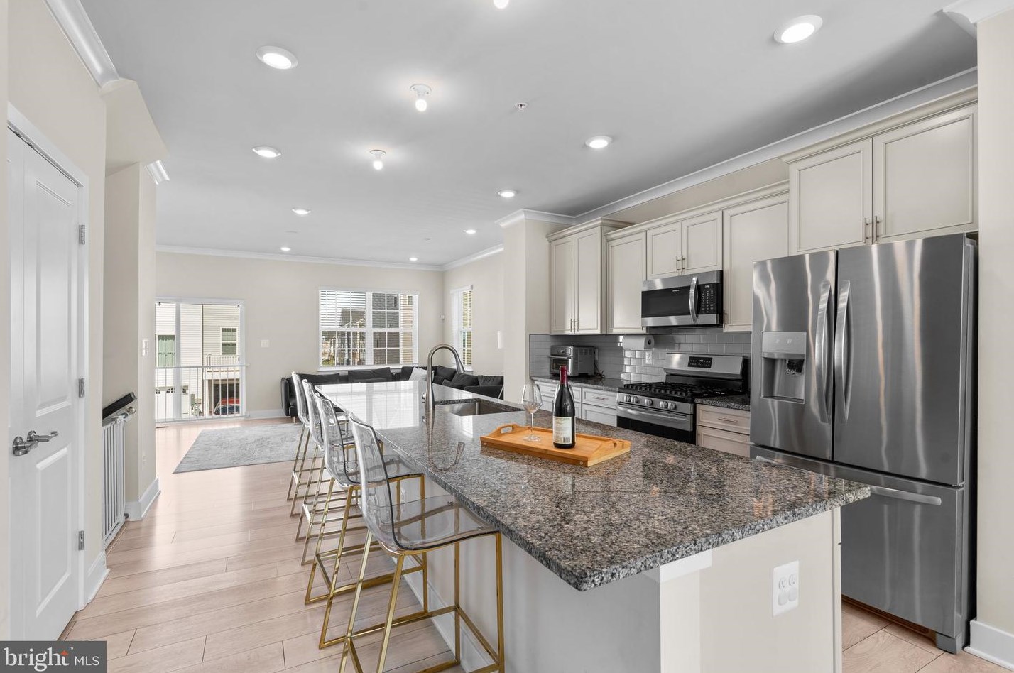 7872 Johnnycake Rd, Baltimore MD 21244-1220 exterior