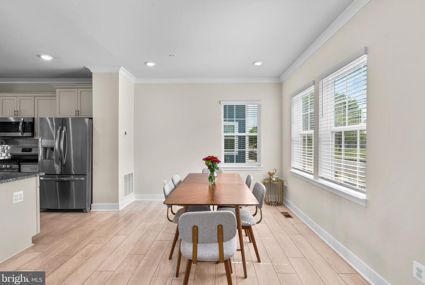 7872 Johnnycake Rd, Baltimore MD 21244-1220 exterior