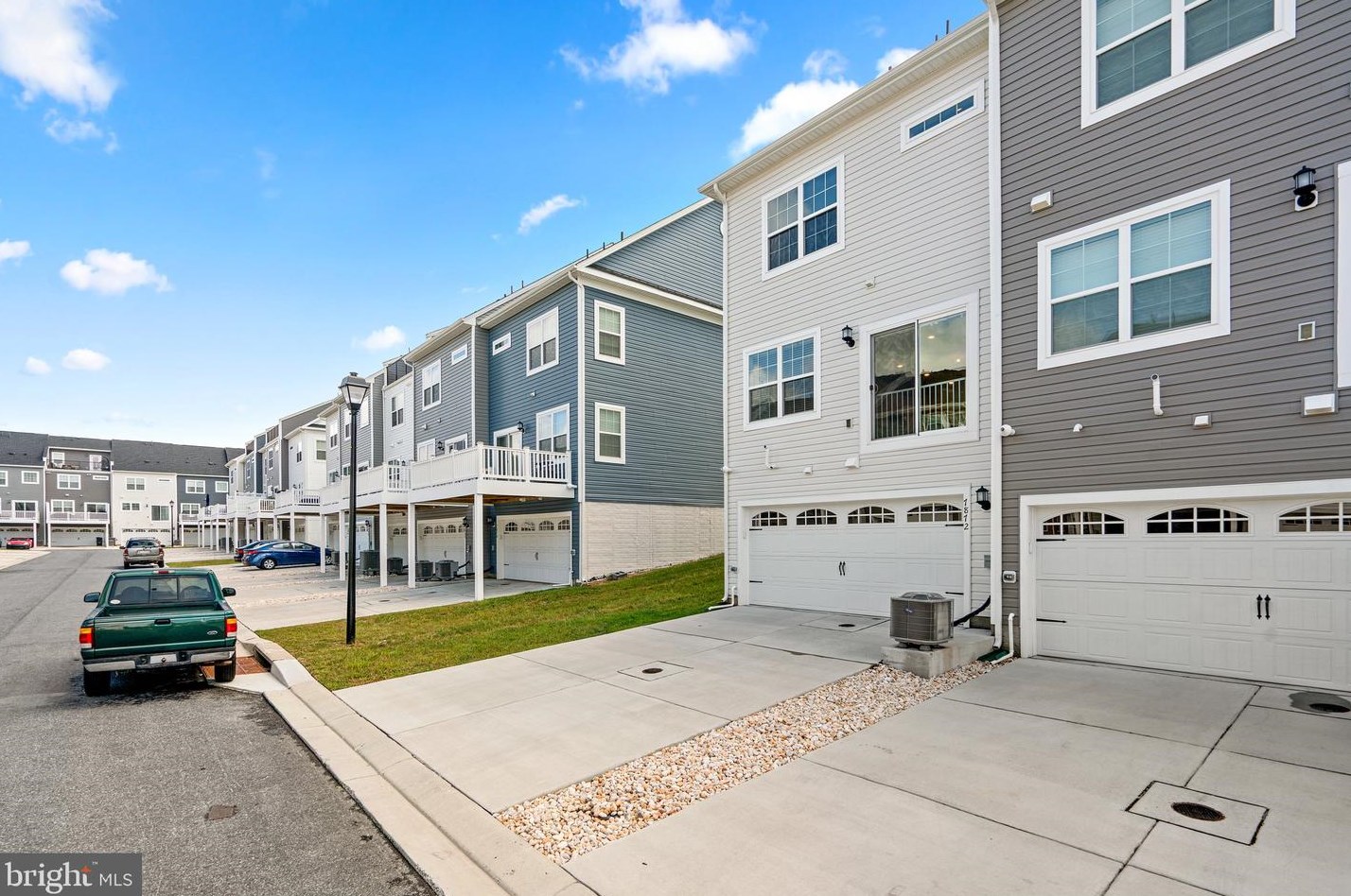 7872 Johnnycake Rd, Baltimore MD 21244-1220 exterior