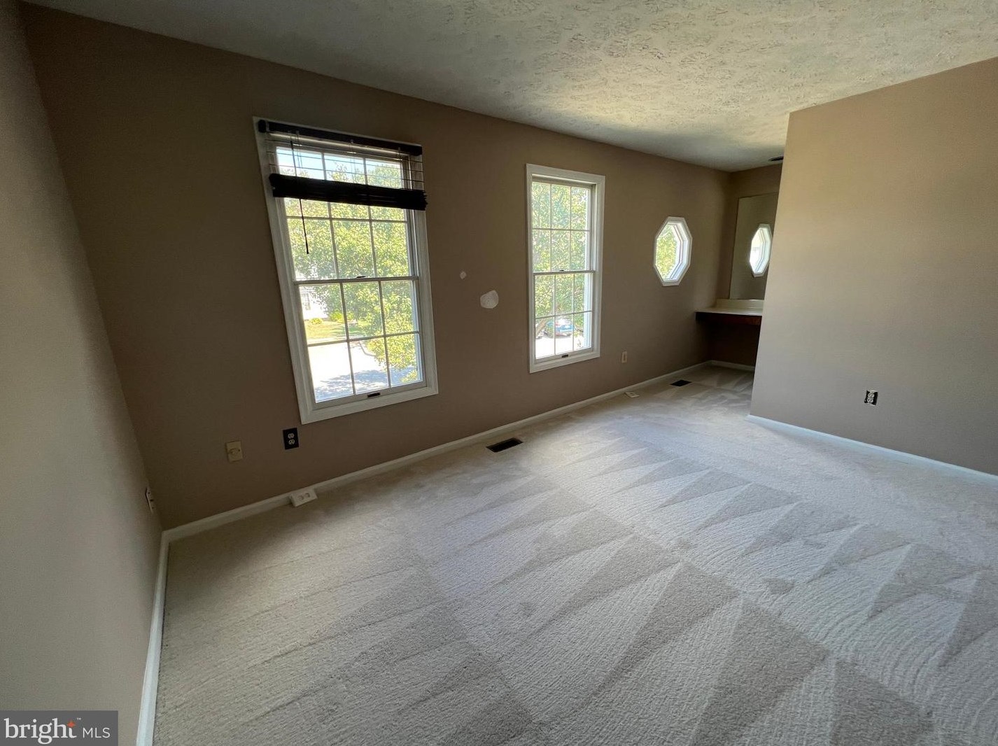 8248 Berryfield Dr, Baltimore MD  21236-5510 exterior