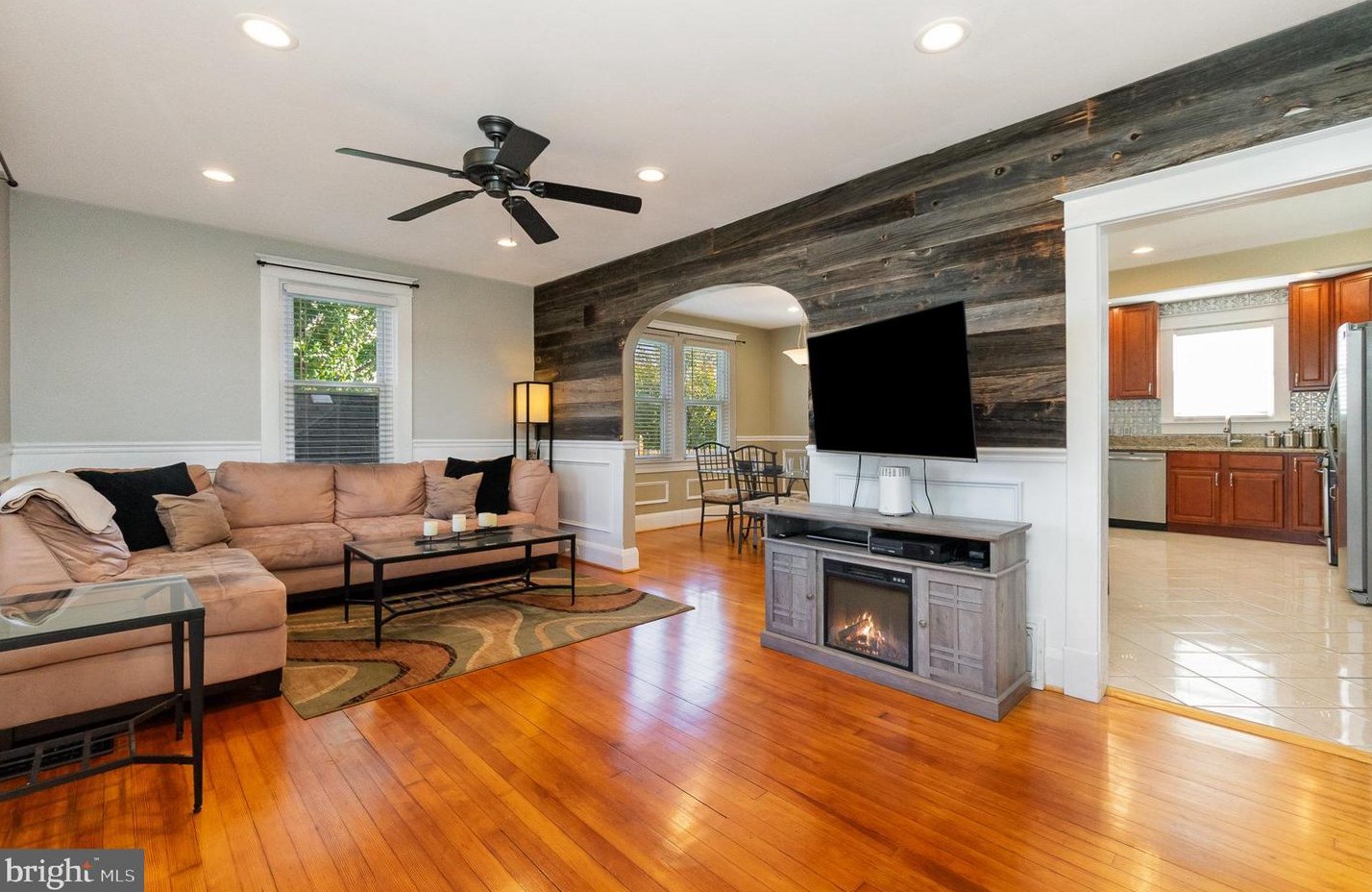 3001 Salisbury Ave, Baltimore MD  21219-1234 exterior