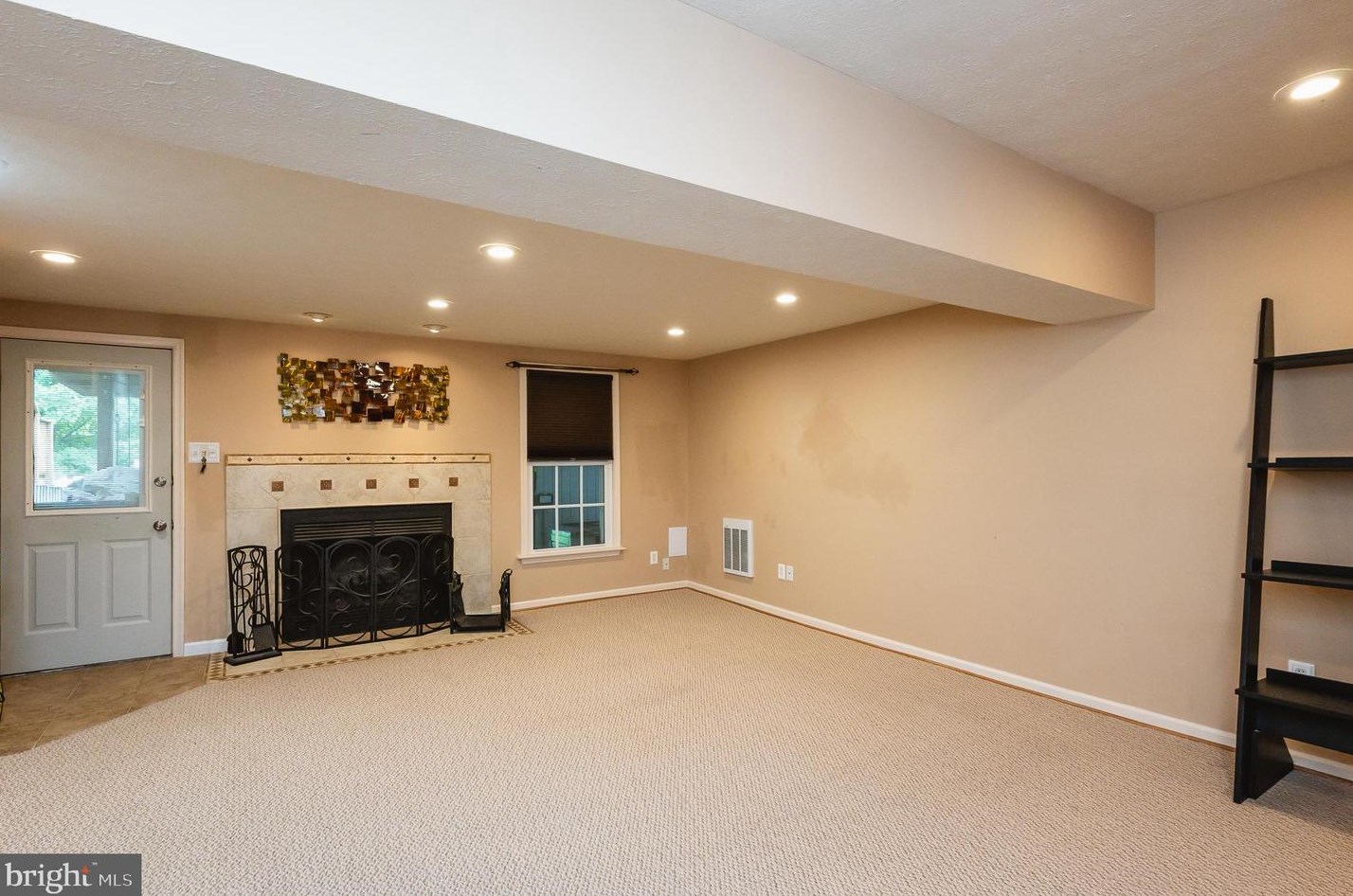 7 Turnmill Ct, Baltimore MD  21236-5554 exterior