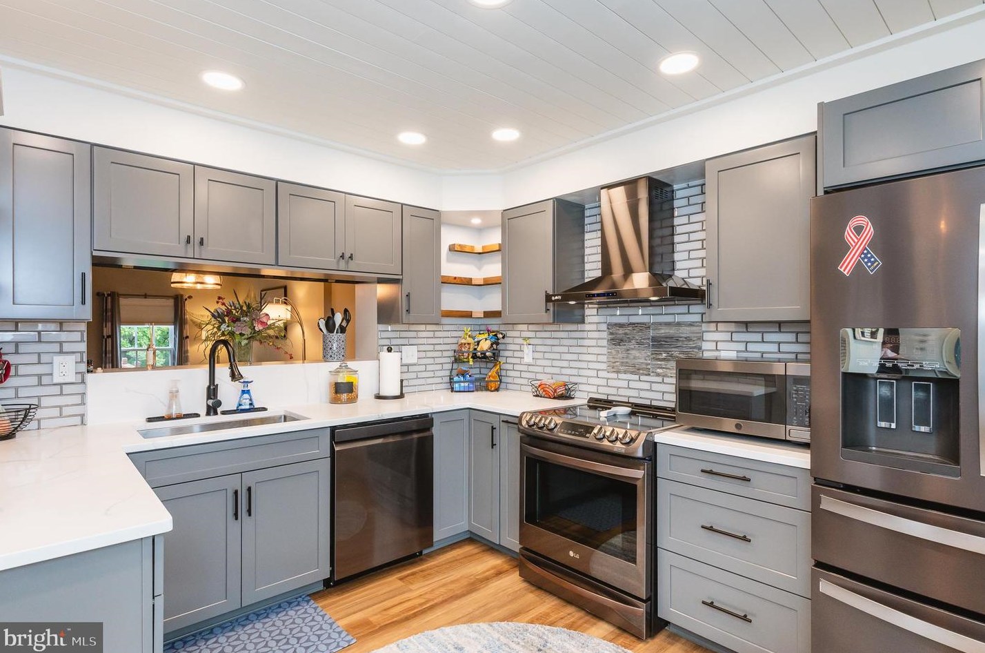 7 Turnmill Ct, Baltimore MD  21236-5554 exterior