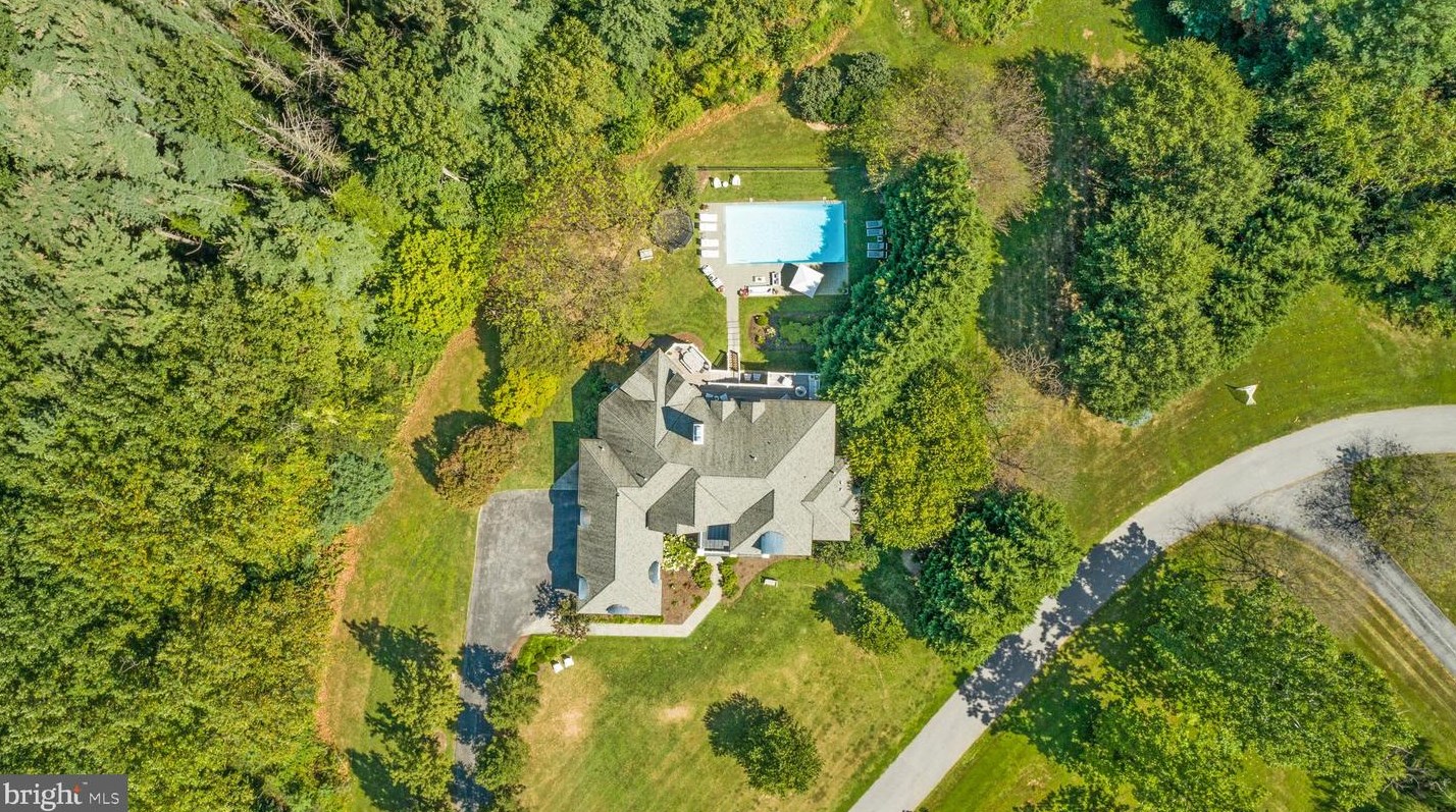 39 Brett Manor Ct, Cockeysville, MD 21030