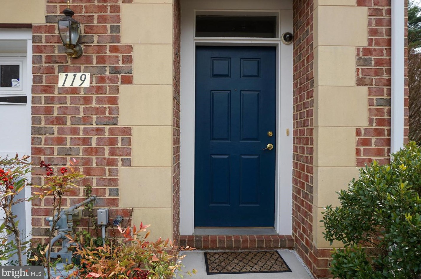 119 Hearth Ct, Baltimore, MD 21212