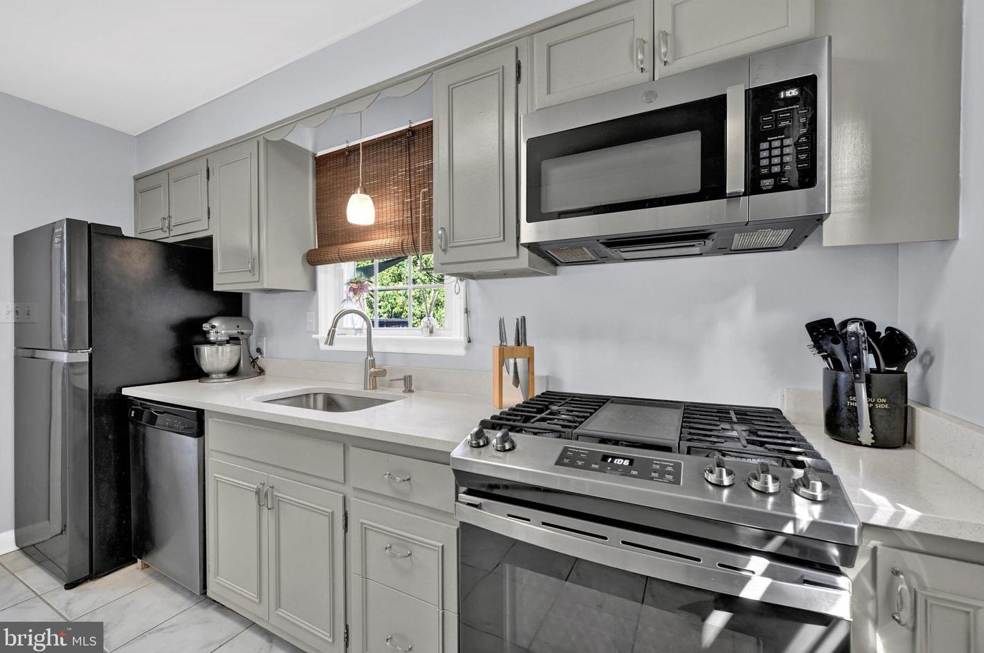 302 Brk Rd, Baltimore MD 21286-5634 exterior