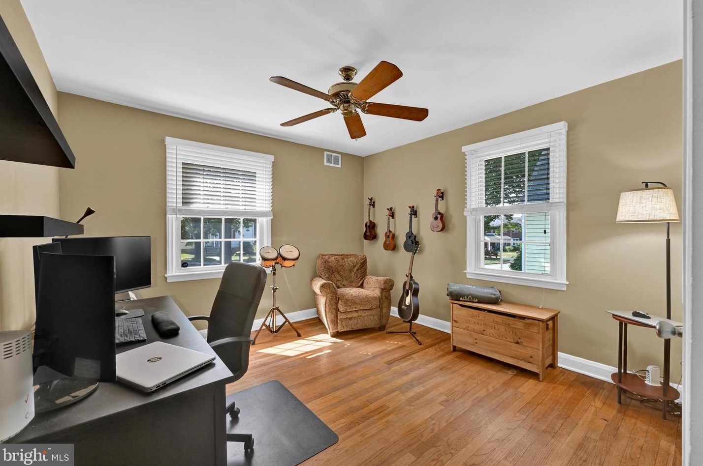 302 Brk Rd, Baltimore MD 21286-5634 exterior