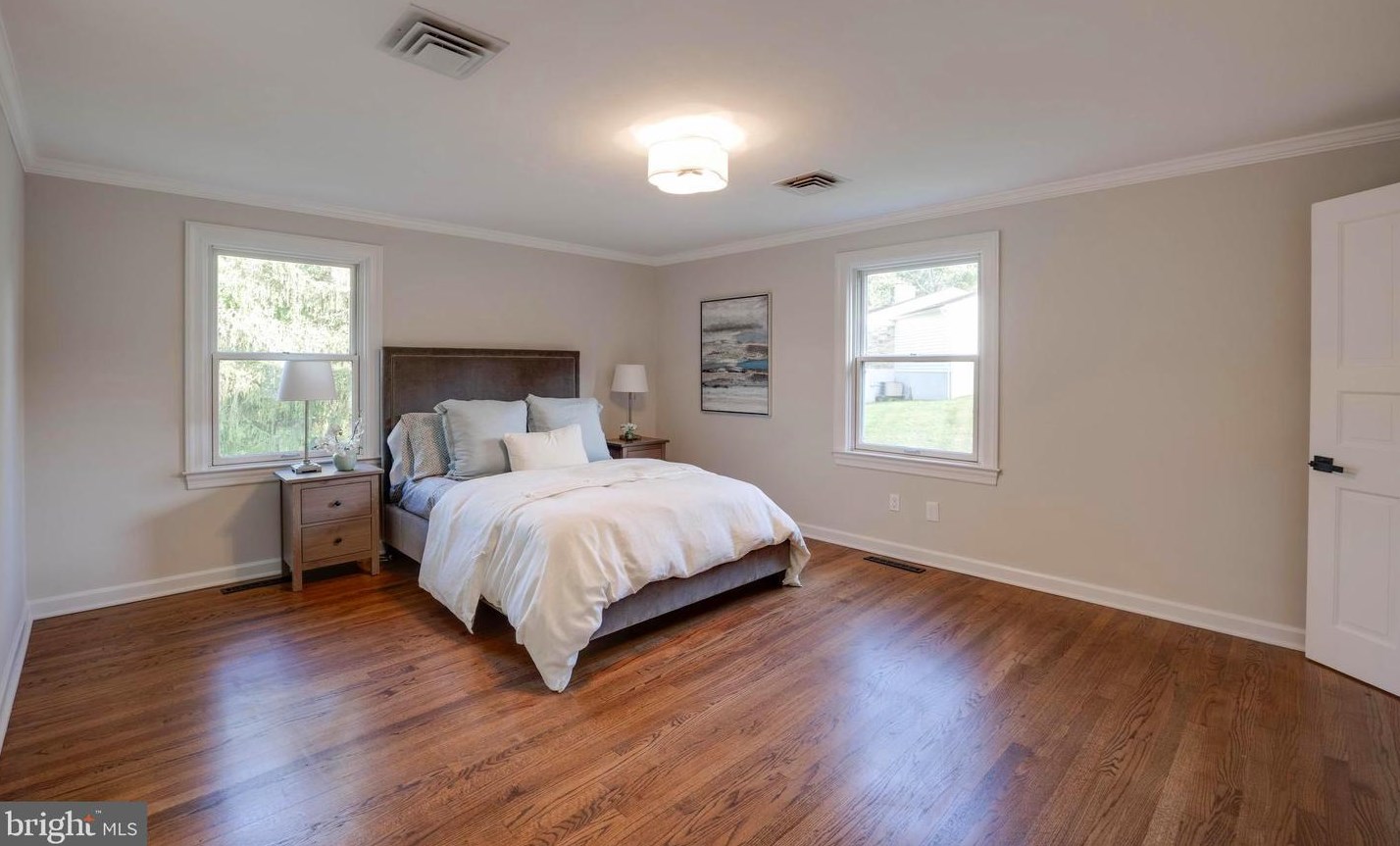 1125 Gypsy Ln, Baltimore MD  21286-1463 exterior