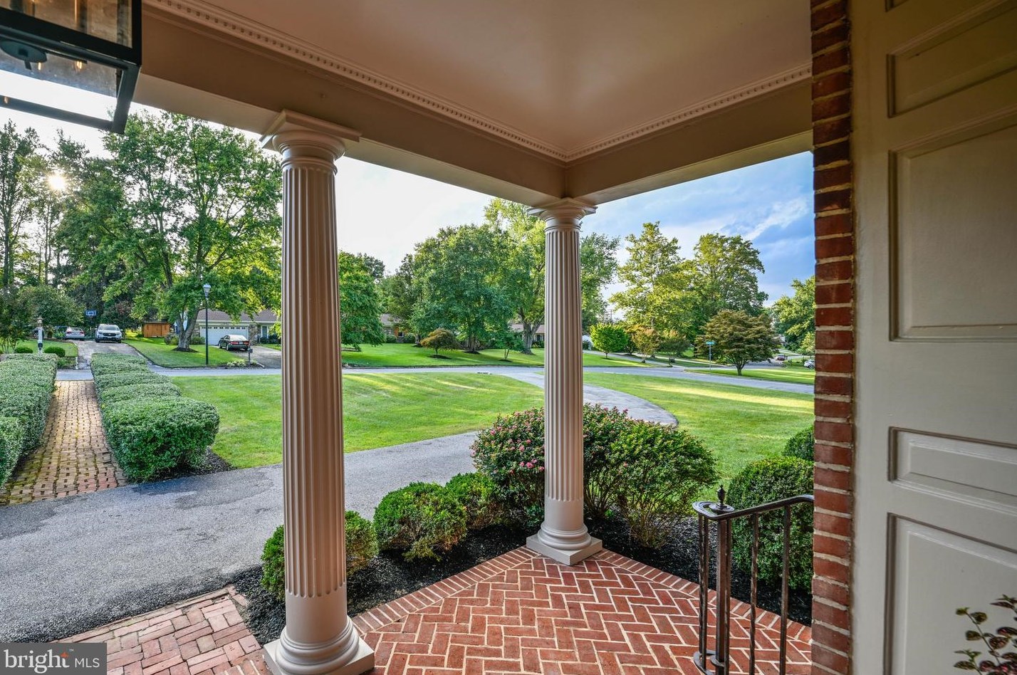 1125 Gypsy Ln, Baltimore MD  21286-1463 exterior
