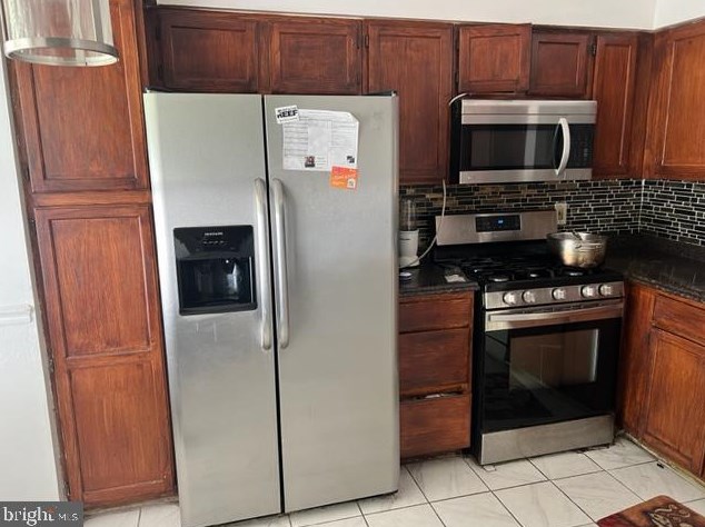 14 Tameron Pl, Baltimore, MD 21237-2056