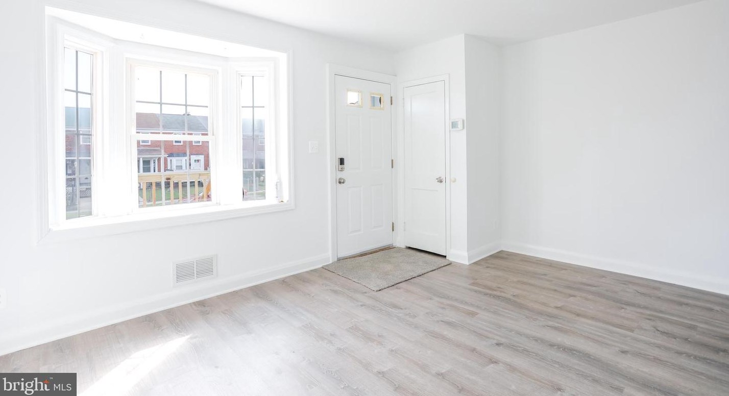 1046 Middlesex Rd, Baltimore MD  21221-1338 exterior
