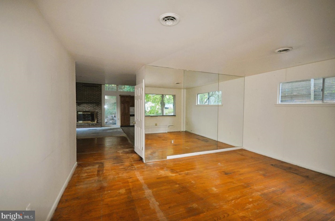 3116 Mt, Baltimore MD  21234-1850 exterior