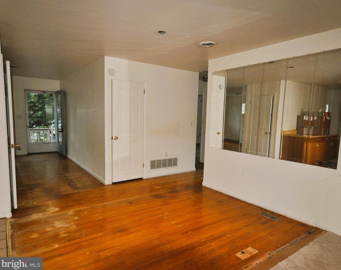 3116 Mt, Baltimore MD  21234-1850 exterior