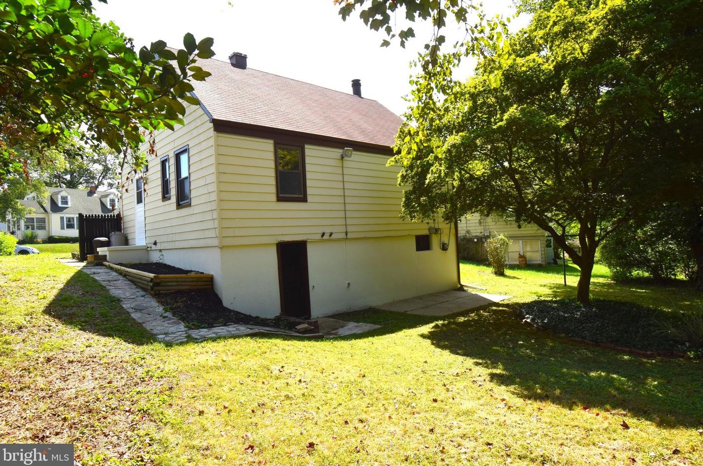 8742 Lackawanna Ave, Baltimore, MD 21234-3506