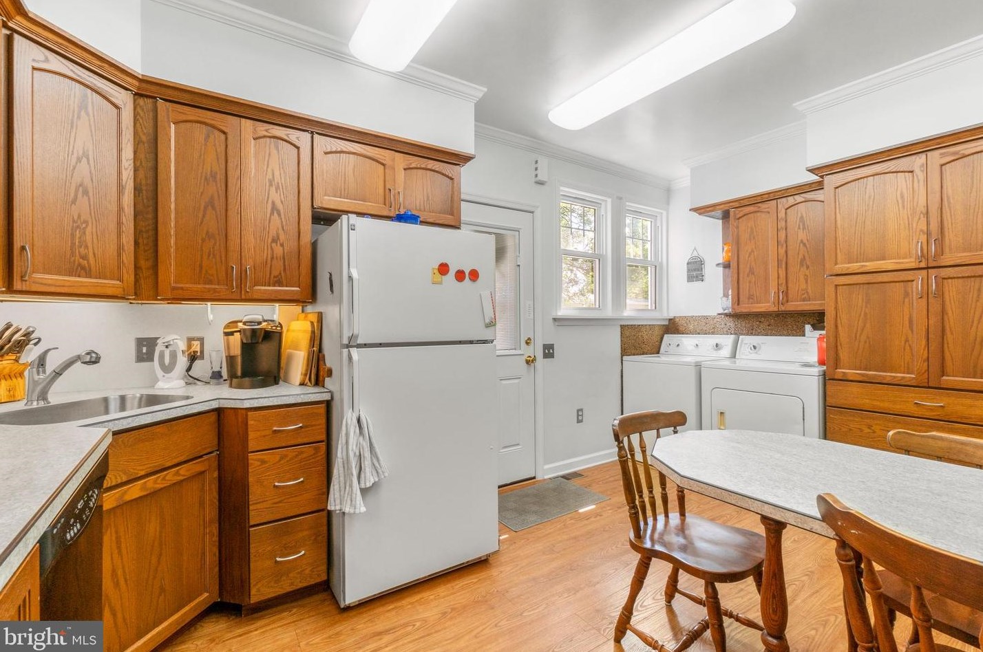 509 Academy Rd, Baltimore MD  21228-1813 exterior