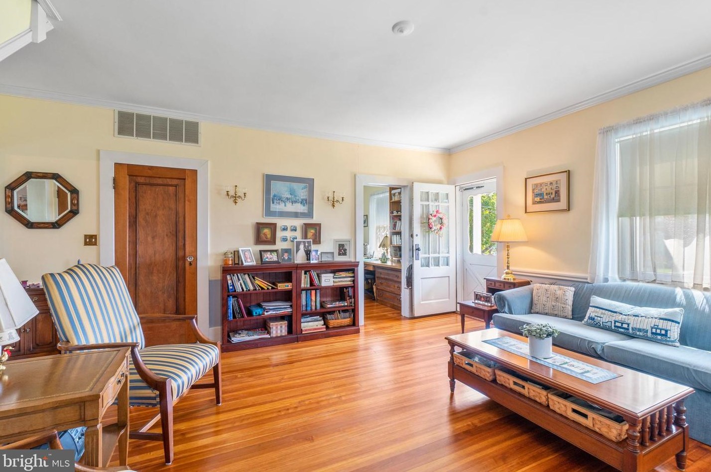 509 Academy Rd, Baltimore MD  21228-1813 exterior