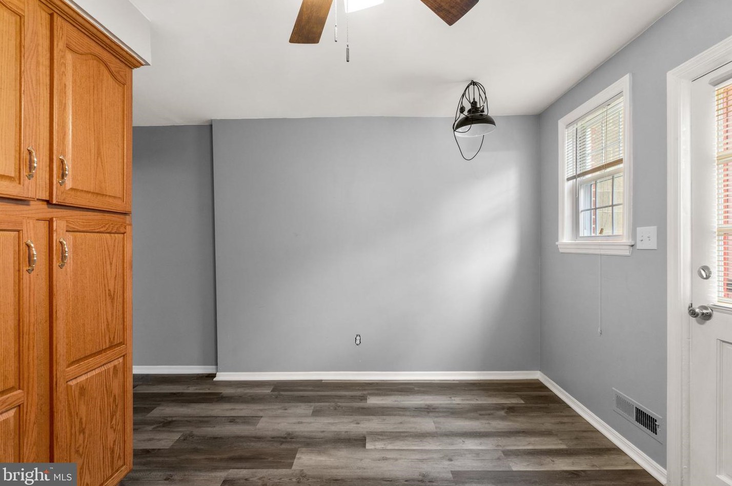 1606 Yakona Rd, Baltimore MD 21286-2348 exterior