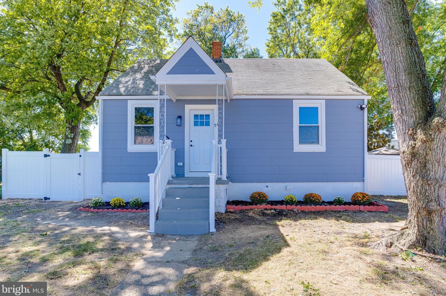 93 Avalon Ave, Baltimore, MD 21222-4848
