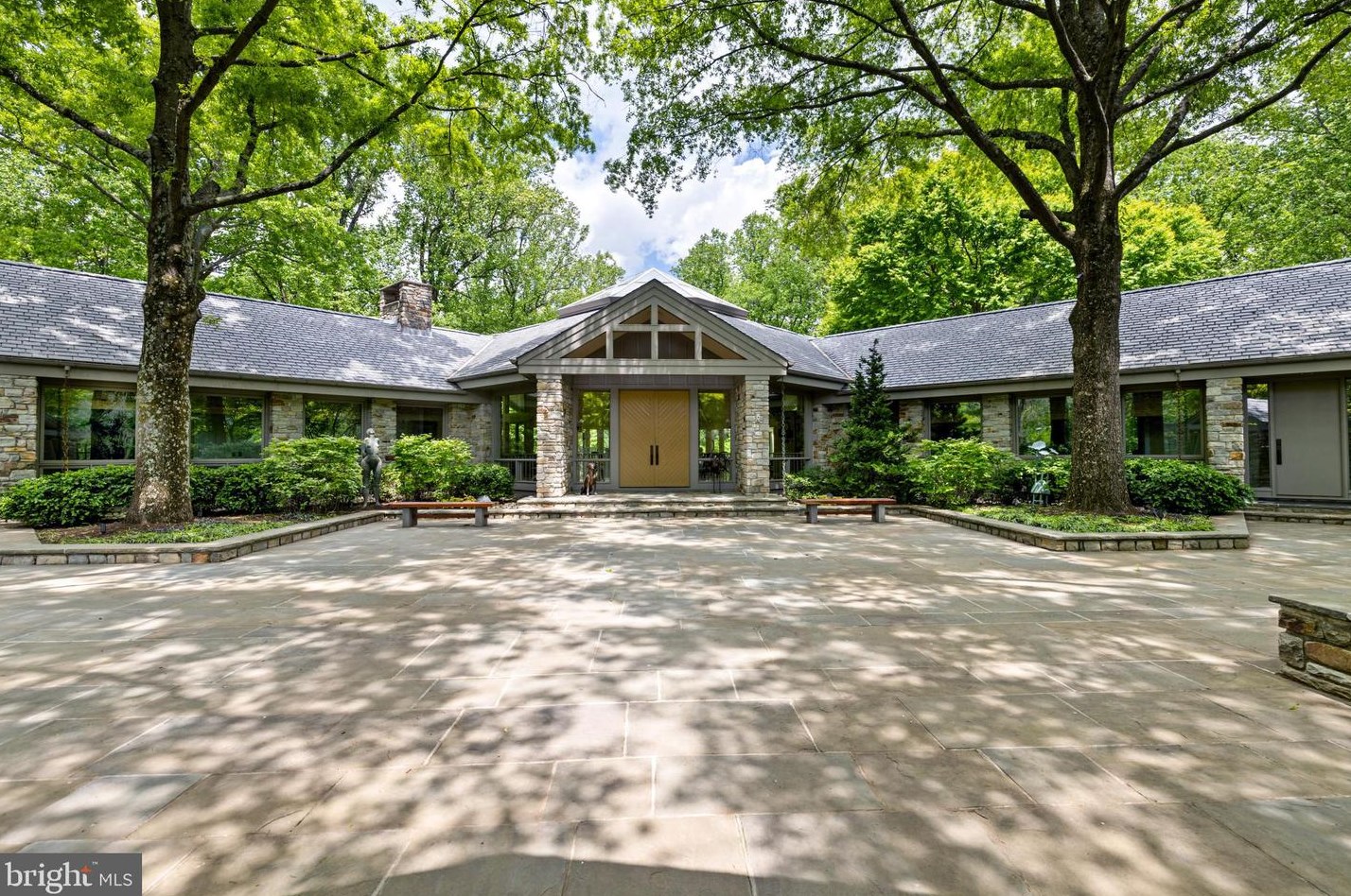 10 Bowen Mill Rd, Baltimore, MD 21212-1053