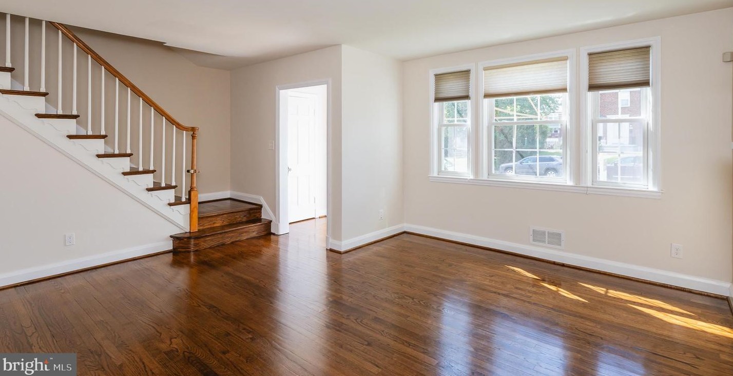 341 Stratford Rd, Baltimore MD  21228-1845 exterior