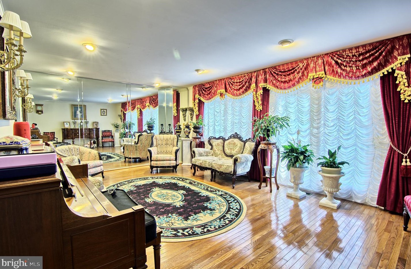 55 Jones Valley Cir, Baltimore MD  21209-1641 exterior
