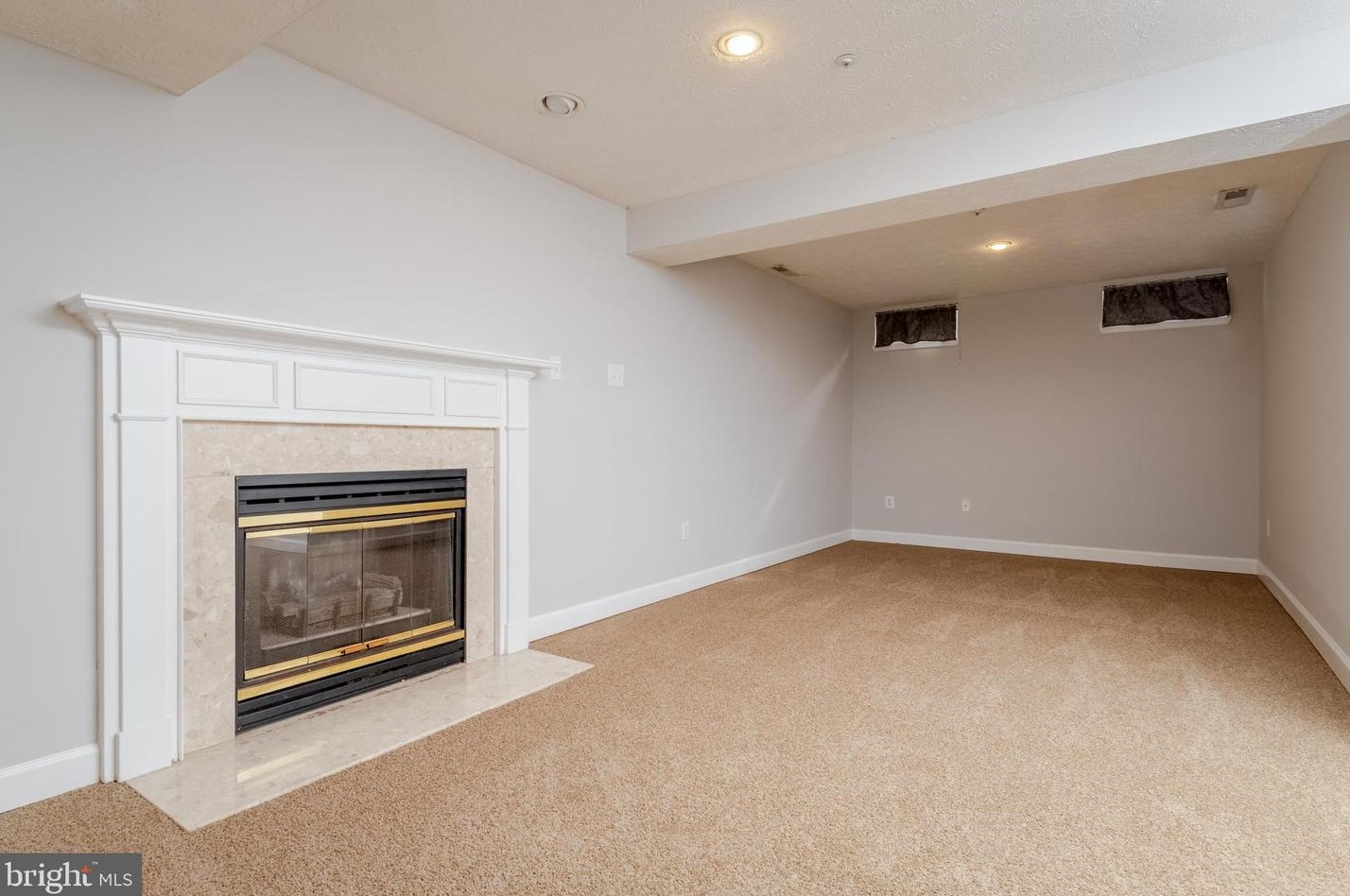 5221 Torrington Cir, Baltimore MD  21237-4904 exterior