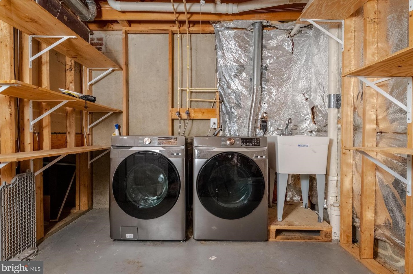 5221 Torrington Cir, Baltimore MD  21237-4904 exterior