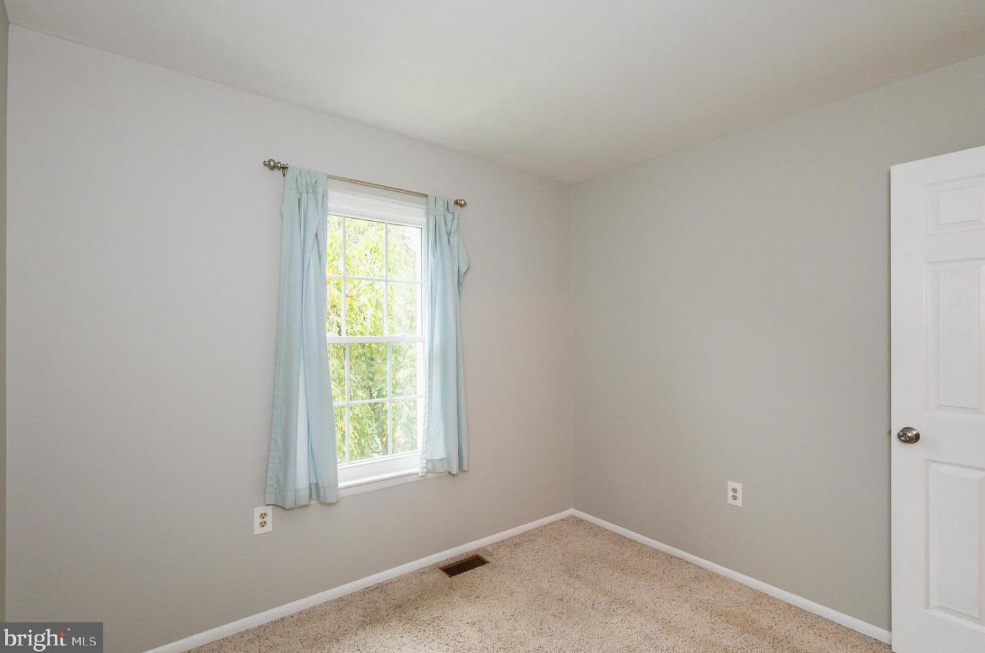 3024 Br Ln, Baltimore MD 21234-1242 exterior