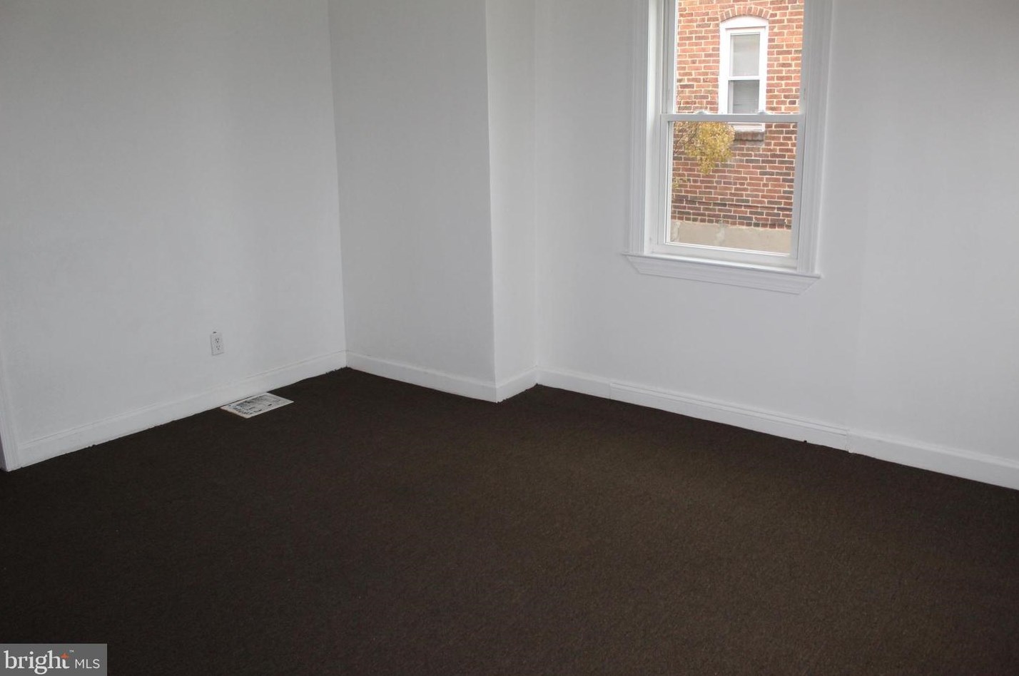 2962 Sollers Point Rd #1, Baltimore, MD 21222