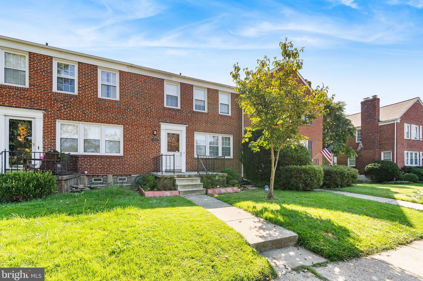 8133 Barksdale Rd, Baltimore, MD 21286-8018
