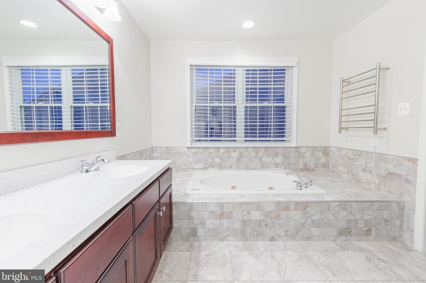 8205 Selwin Ct, Baltimore MD 21237-3363 exterior