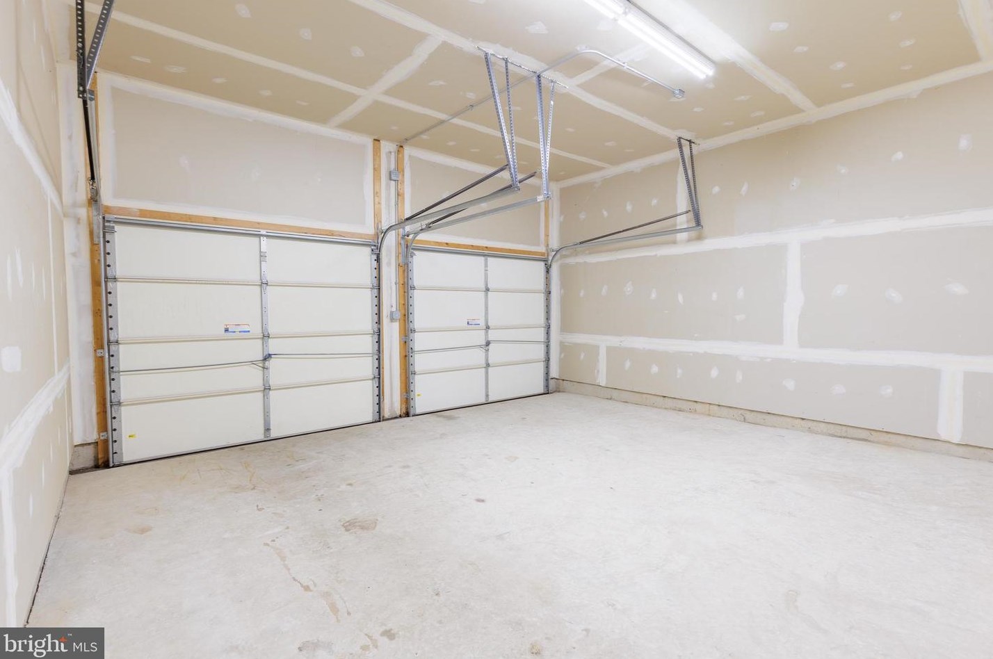 8205 Selwin Ct, Baltimore MD 21237-3363 exterior