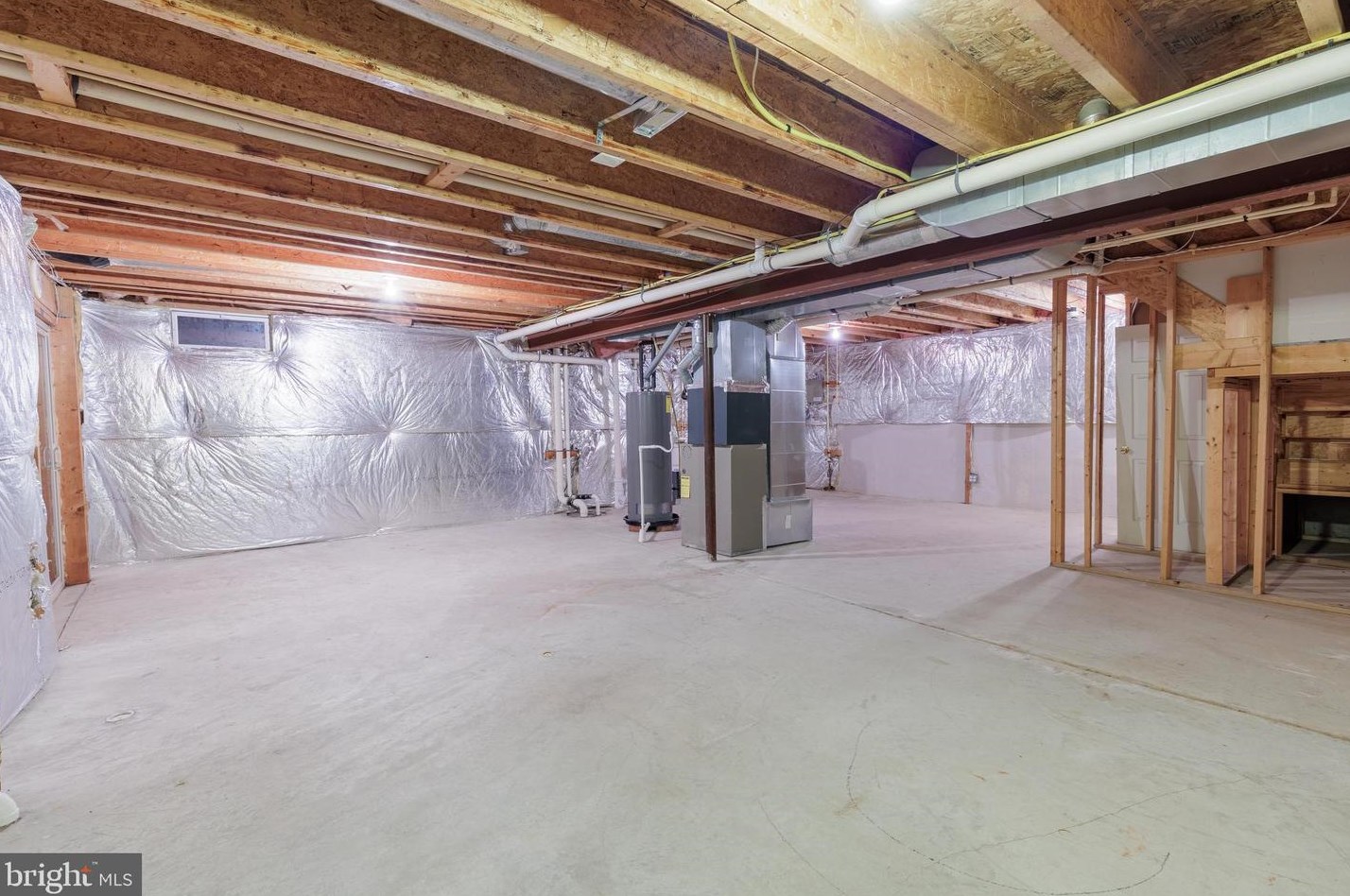 8205 Selwin Ct, Baltimore MD 21237-3363 exterior