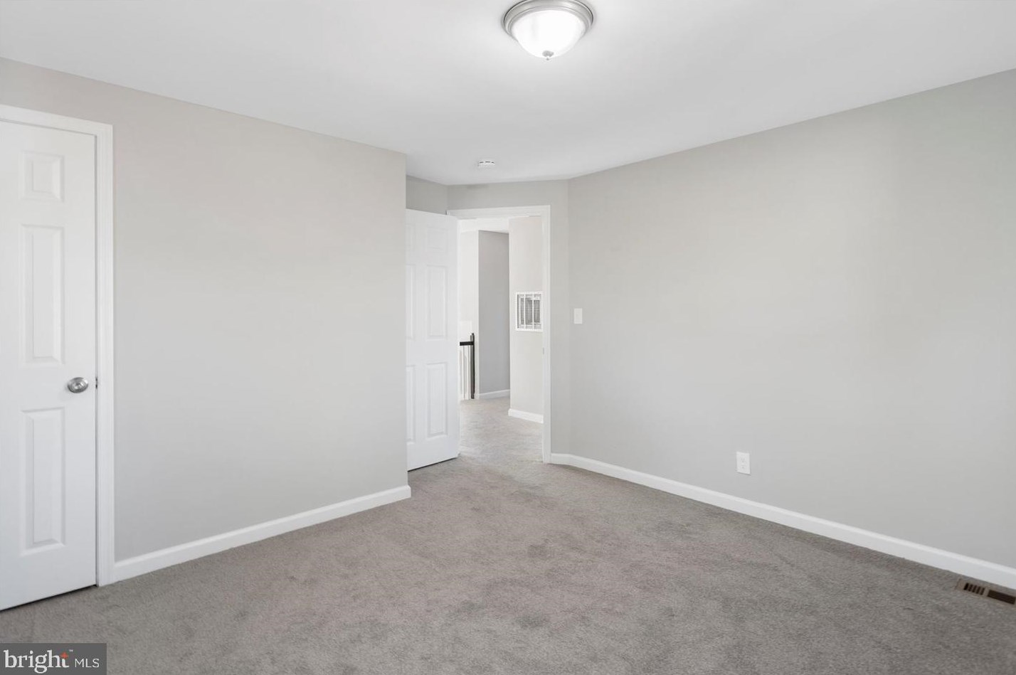 2710 Linwood Ave, Baltimore MD  21234-5629 exterior