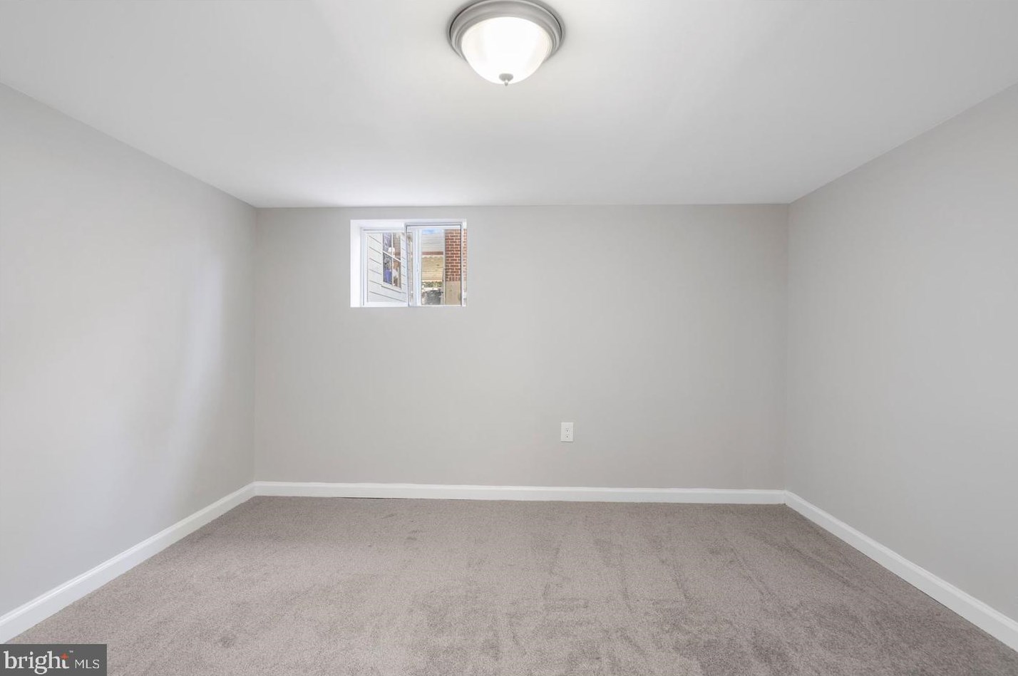 2710 Linwood Ave, Baltimore MD  21234-5629 exterior