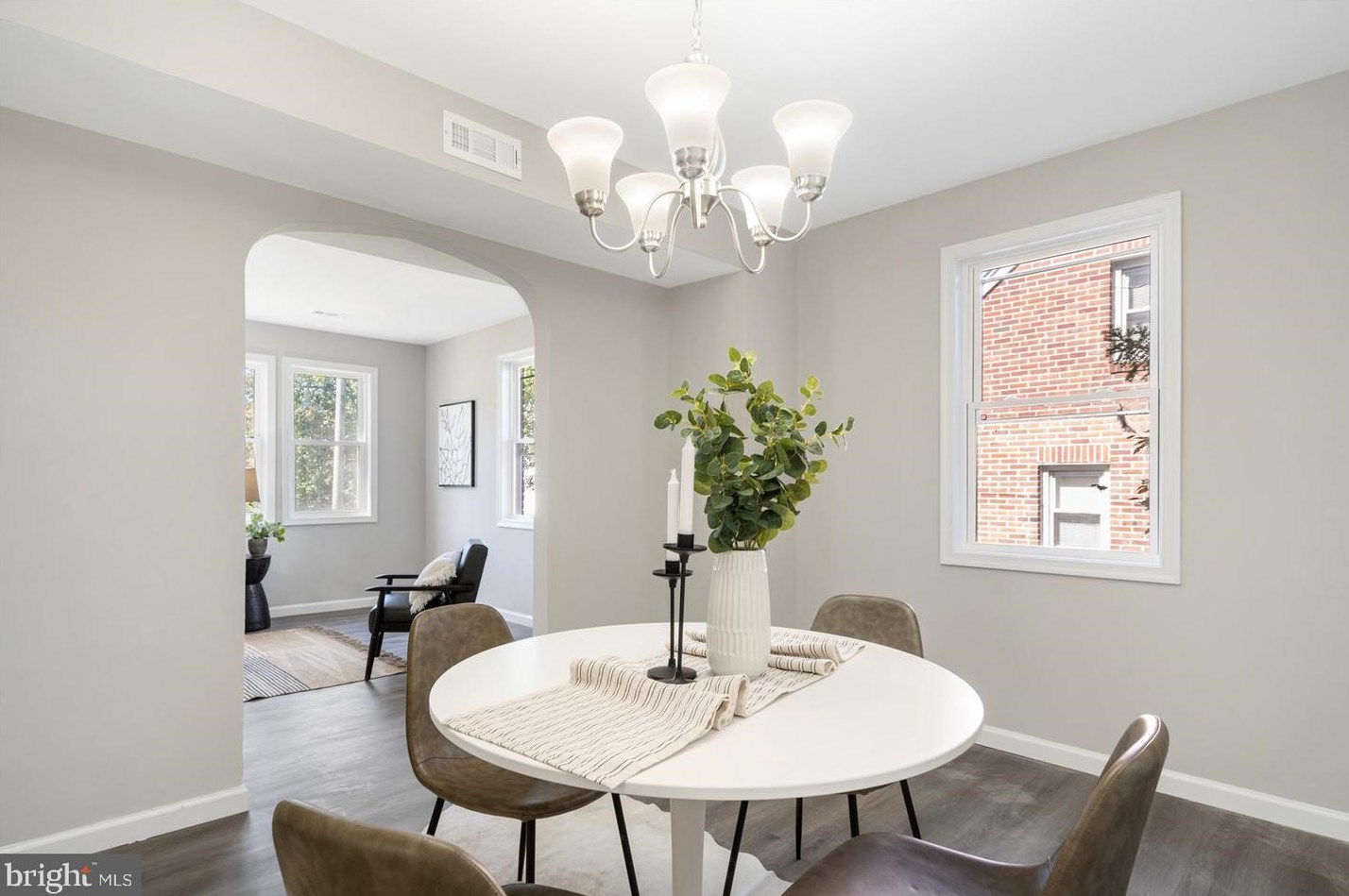 2710 Linwood Ave, Baltimore MD  21234-5629 exterior