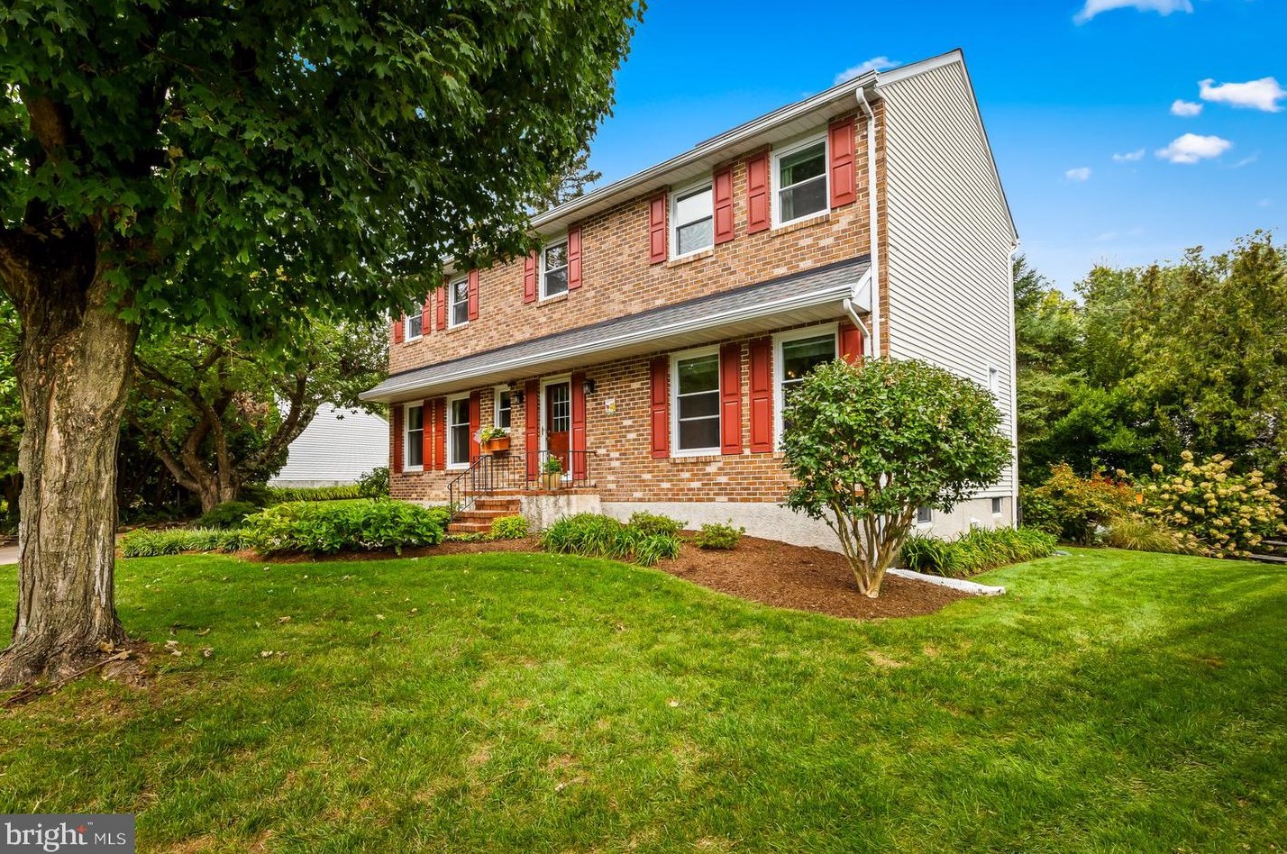 808 Chestnut Glen Garth, Baltimore, MD 21204-3710
