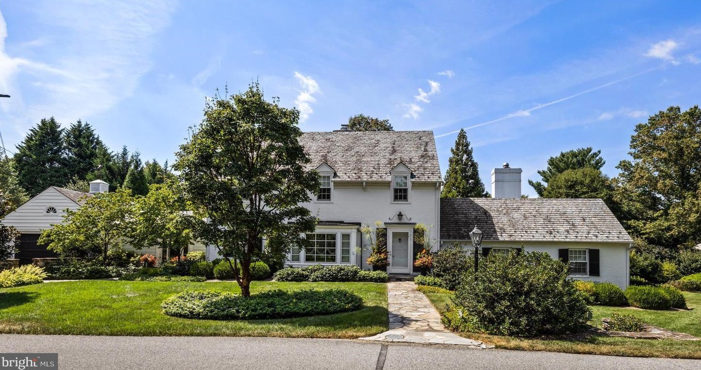 12 Meadow Rd, Baltimore, MD 21212-1021