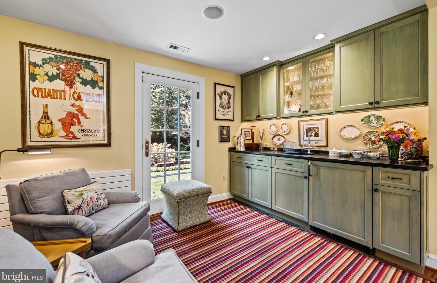 12 Meadow Rd, Baltimore MD 21225-2642 exterior