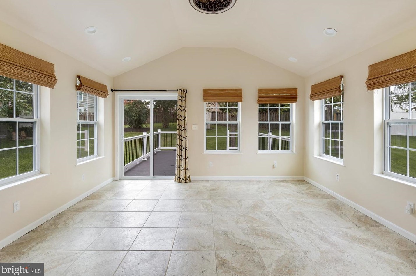 10 Malus Ct, Baltimore MD 21207-4400 exterior